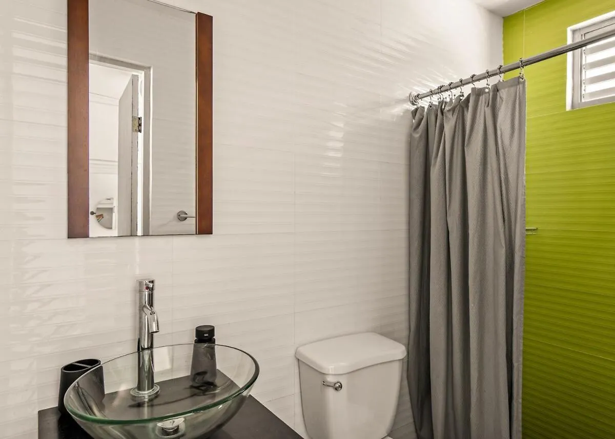 Casa Lux Oceanfront Villa Pool and Car Add Ons Σαν Χουάν Πουέρτο Ρίκο