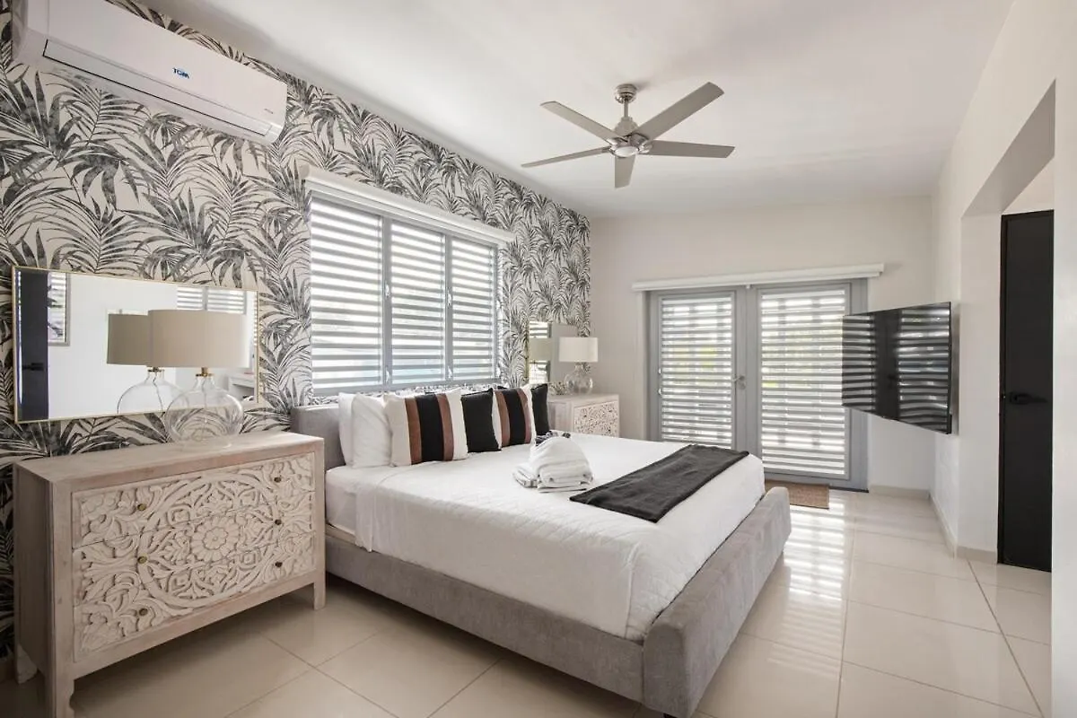 Casa Lux Oceanfront Villa Pool and Car Add Ons San Juan 0*,