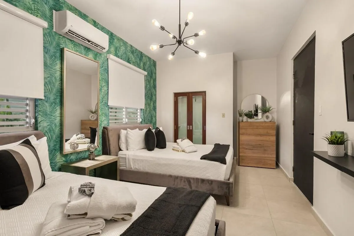 Casa Lux Oceanfront Villa Pool and Car Add Ons San Juan 0*,  Portoryko