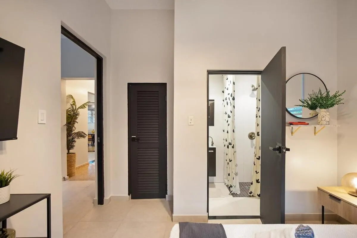 Dom wakacyjny Casa Lux Oceanfront Villa Pool and Car Add Ons San Juan